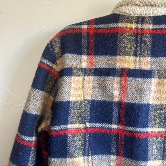 Levi’s Sherpa Trucker Jacket XS Quilted Lined Plaid Cozy Y2K Americana Outdoor - Picture 10 of 16